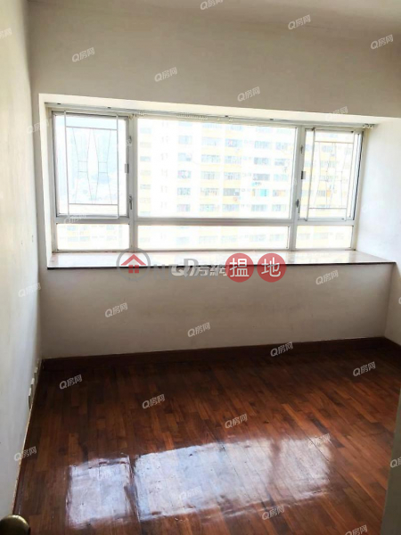 Property Search Hong Kong | OneDay | Residential, Rental Listings | South Horizons Phase 4, Pak King Court Block 31 | 2 bedroom High Floor Flat for Rent