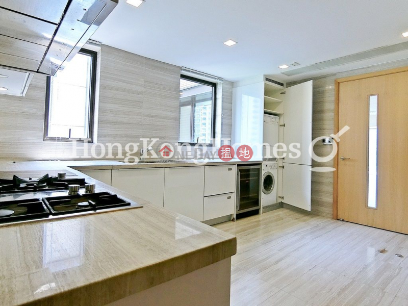 3 Bedroom Family Unit for Rent at Winfield Building Block A&B | Winfield Building Block A&B 雲暉大廈AB座 Rental Listings