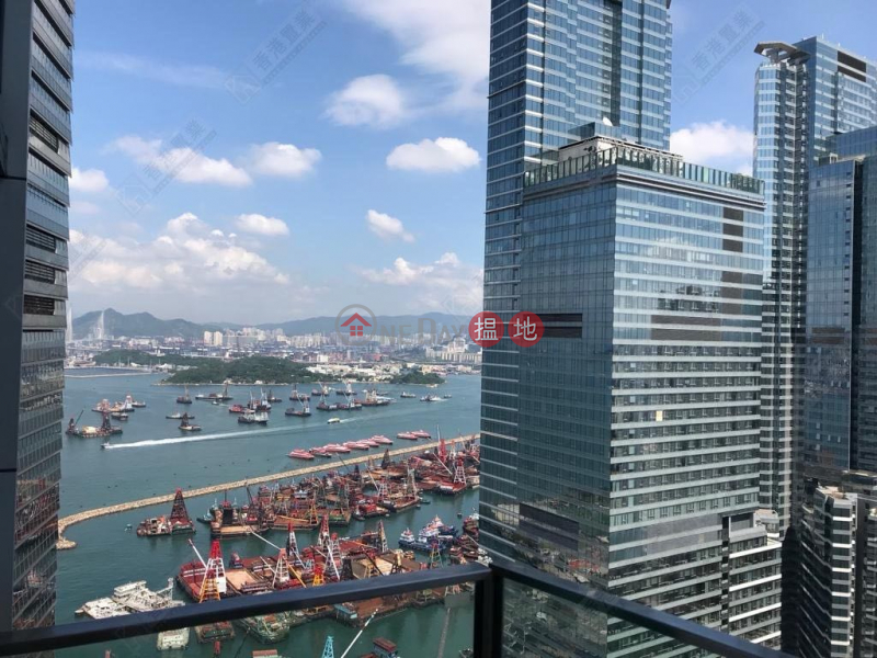 Three bedrooms and one apartment in The Harbourside, 1 Austin Road West | Yau Tsim Mong, Hong Kong Sales | HK$ 36.8M