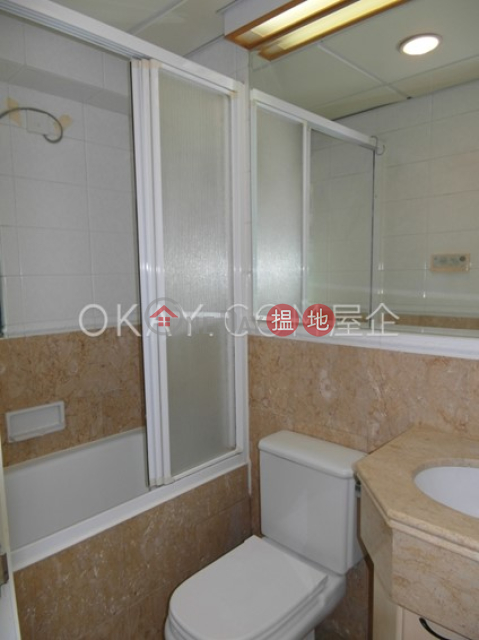 3房2廁,連車位聚安閣出售單位, 聚安閣 Palm Court | 灣仔區 (OKAY-S34544)_0