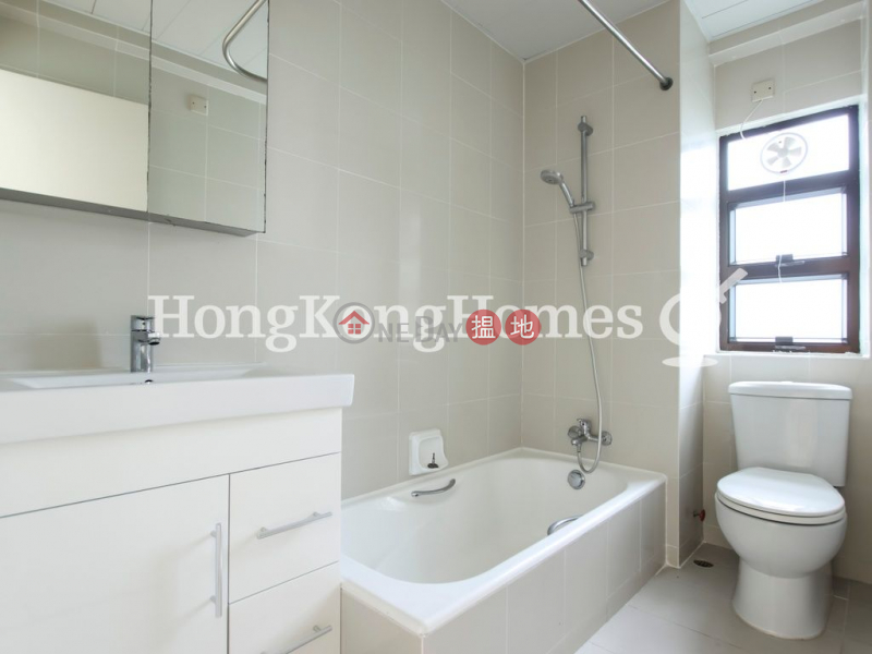 Property Search Hong Kong | OneDay | Residential Rental Listings | 3 Bedroom Family Unit for Rent at Jade Beach Villa (House)