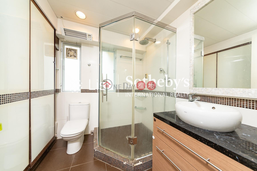HK$ 30,000/ month | Friendship Court Wan Chai District, Property for Rent at Friendship Court with 3 Bedrooms