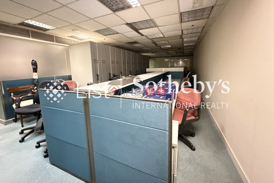 Property for Rent at 129 Queen\'s Road Central with Studio | 129 Queen\'s Road Central 皇后大道中129號 Rental Listings