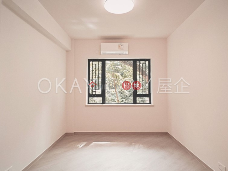 Rare 3 bedroom with balcony | Rental, Wah Hing Industrial Mansions 華興工業大廈 Rental Listings | Wong Tai Sin District (OKAY-R355684)