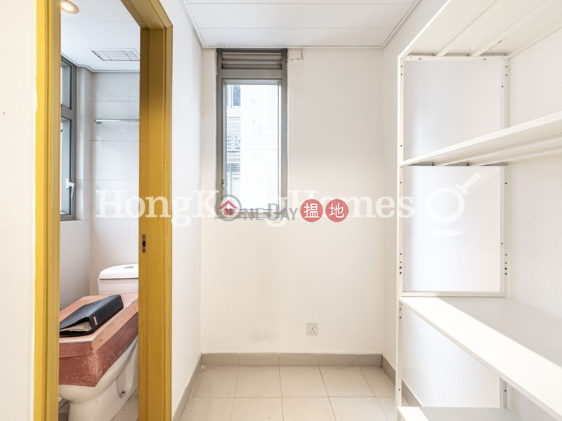 3 Bedroom Family Unit for Rent at No 31 Robinson Road | No 31 Robinson Road 羅便臣道31號 Rental Listings