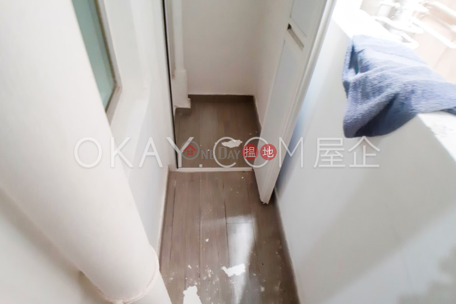 3房1廁,可養寵物,露台華納大廈出租單位|華納大廈(Vienna Mansion)出租樓盤 (OKAY-R179312)