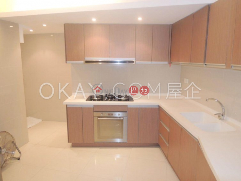 HK$ 92,000/ month | Villa Dorada, Wan Chai District, Lovely house with rooftop & parking | Rental