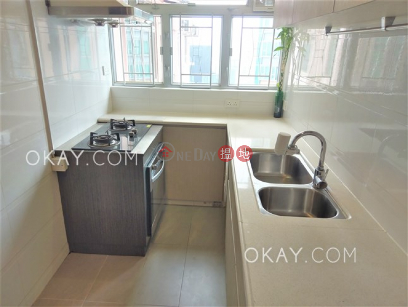 Stylish 4 bedroom on high floor with sea views | Rental 119-125 Caine Road | Central District Hong Kong | Rental, HK$ 42,000/ month
