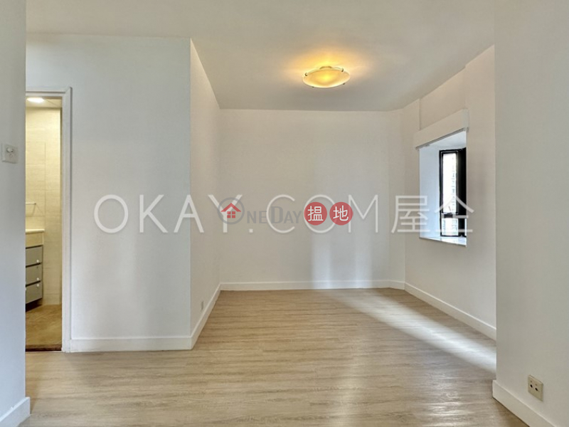 HK$ 23M, Albron Court Central District | Efficient 3 bedroom with balcony | For Sale