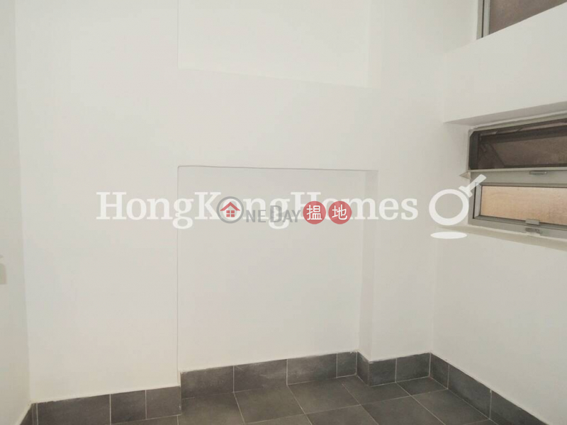 Property Search Hong Kong | OneDay | Residential Rental Listings | 3 Bedroom Family Unit for Rent at Hillview