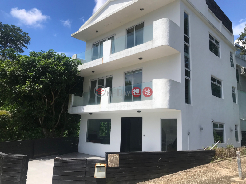 Modern & Bright Clearwater Bay House, No. 1A Pan Long Wan 檳榔灣1A號 Sales Listings | Sai Kung (CWB1786)