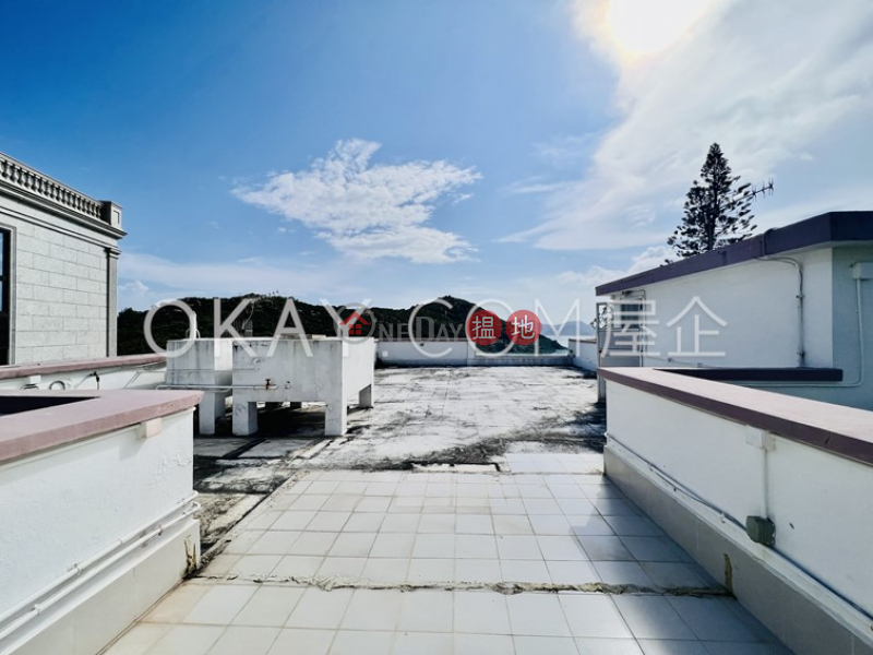 Lovely 3 bedroom with sea views, rooftop | For Sale | 8-16 Cape Road 環角道8-16號 Sales Listings