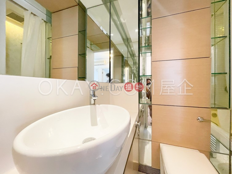 Popular 2 bedroom on high floor with balcony | For Sale, 108 Hollywood Road | Central District Hong Kong Sales | HK$ 10.5M