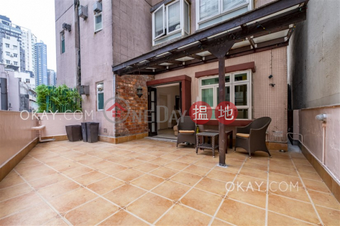 Lovely 1 bedroom with terrace | For Sale, Million City 萬城閣 | Central District (OKAY-S33323)_0