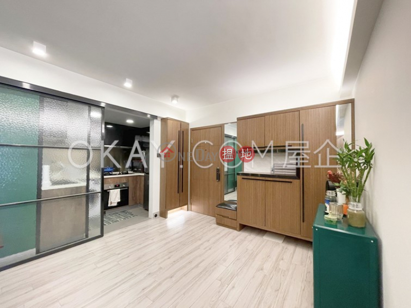 HK$ 25,000/ month, Elizabeth House Block C Wan Chai District | Unique 2 bedroom in Causeway Bay | Rental