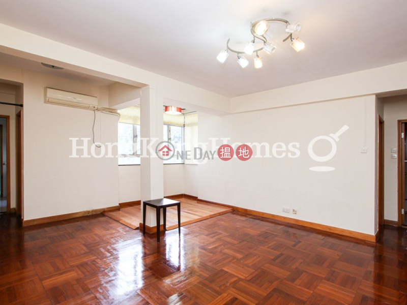 3 Bedroom Family Unit for Rent at 130-132 Green Lane Court | 130-132 Green Lane Court 箕璉閣130-132號 Rental Listings