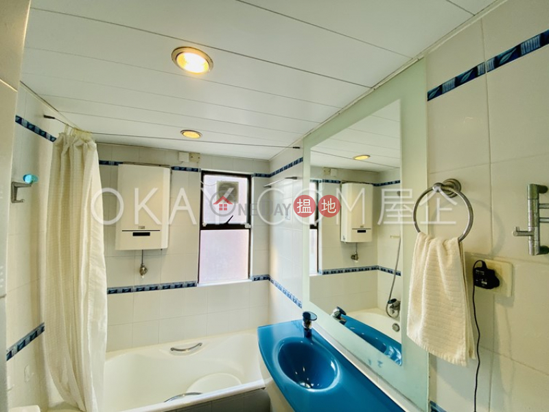 Stylish 3 bedroom on high floor with balcony | For Sale | Holland Garden 康蘭苑 Sales Listings
