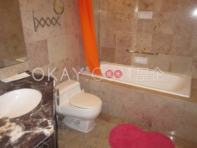 Lovely 1 bedroom on high floor | Rental, Convention Plaza Apartments 會展中心會景閣 Rental Listings | Wan Chai District (OKAY-R7931)