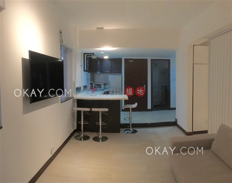 Property Search Hong Kong | OneDay | Residential Sales Listings | Cozy in Mid-levels West | For Sale