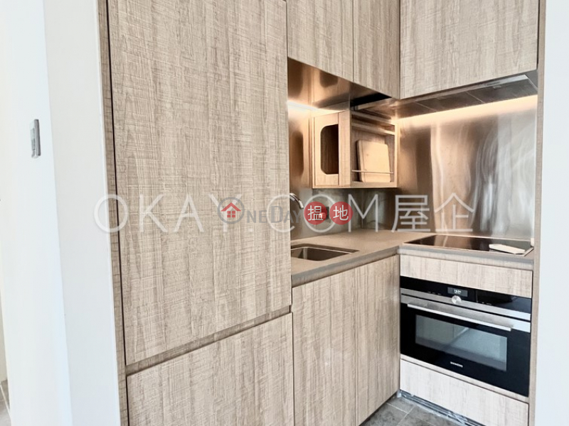 Tasteful 2 bedroom with balcony | Rental, 321 Des Voeux Road West | Western District, Hong Kong | Rental | HK$ 27,500/ month