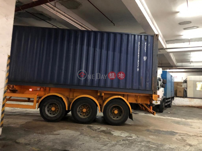 High Efficient have Loading Bay easy for parking | 1-33 Cheung Tat Road | Kwai Tsing District Hong Kong | Rental | HK$ 258,084/ month