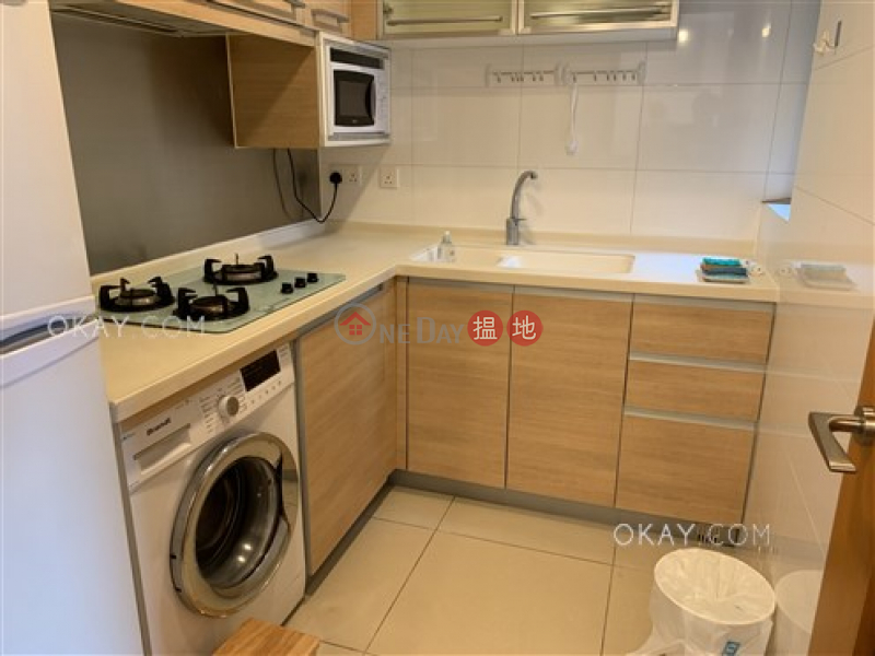 Popular 2 bedroom on high floor with balcony | Rental | The Zenith Phase 1, Block 2 尚翹峰1期2座 Rental Listings