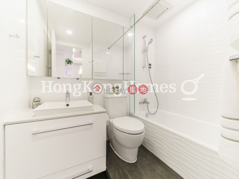 HK$ 23M | Happy Mansion, Central District, 2 Bedroom Unit at Happy Mansion | For Sale