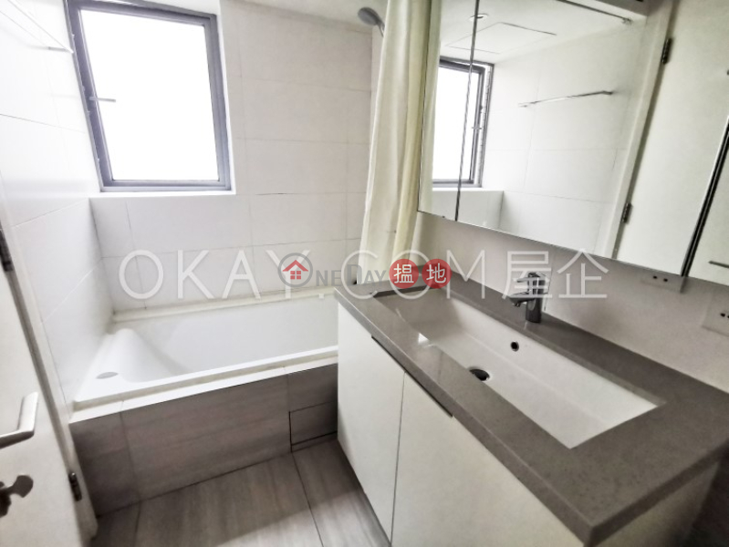 HK$ 45,000/ month Po Wah Court Wan Chai District | Stylish 3 bedroom with balcony | Rental