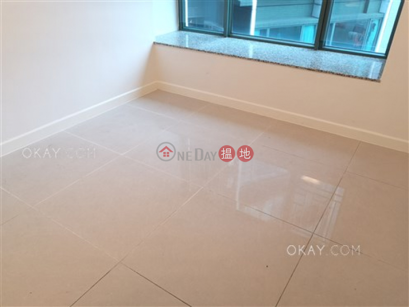Beautiful 4 bedroom with balcony & parking | For Sale | Meridian Hill Block 2 尚御2座 Sales Listings