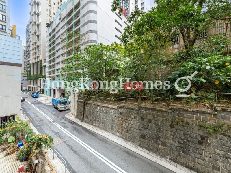Property Search Hong Kong | OneDay | Residential | Rental Listings | 3 Bedroom Family Unit for Rent at Yee Lin Mansion