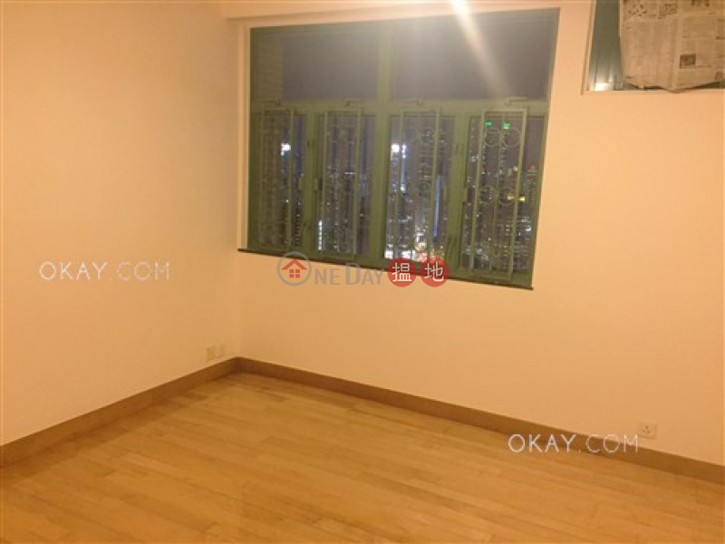 HK$ 56,000/ month, Greenville Gardens | Wan Chai District | Efficient 3 bedroom with balcony & parking | Rental