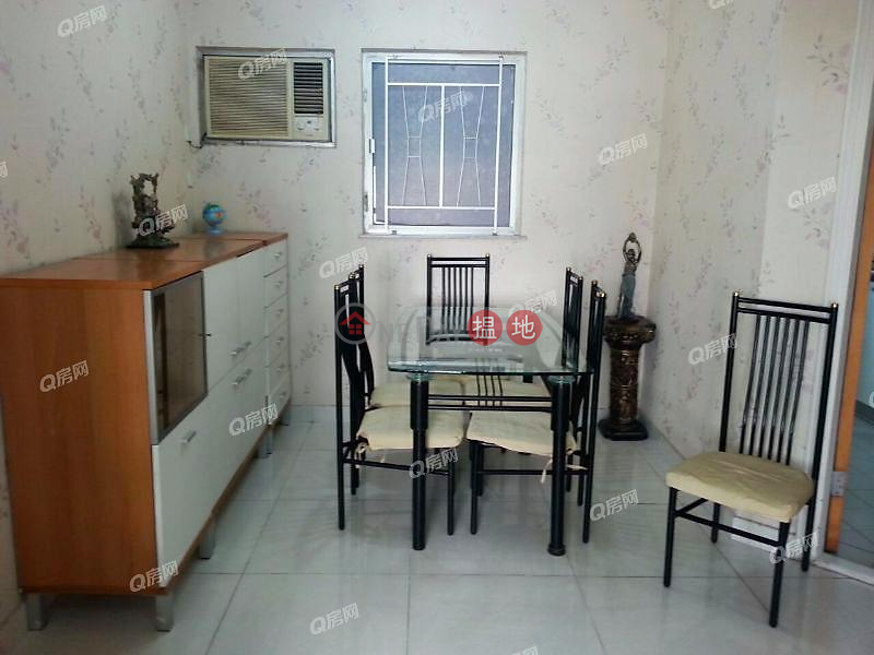 Property Search Hong Kong | OneDay | Residential | Sales Listings | South Horizons Phase 2, Yee Moon Court Block 12 | 3 bedroom Low Floor Flat for Sale