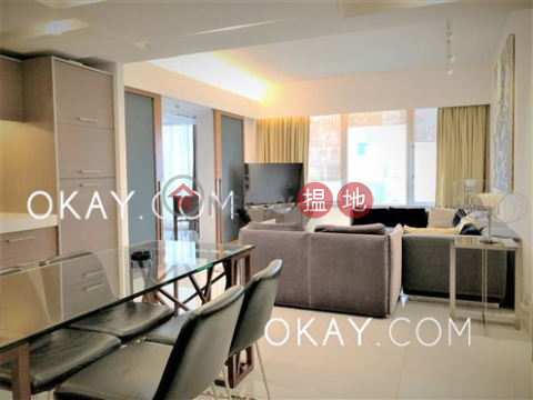 Exquisite 2 bedroom on high floor with sea views | Rental | Convention Plaza Apartments 會展中心會景閣 _0