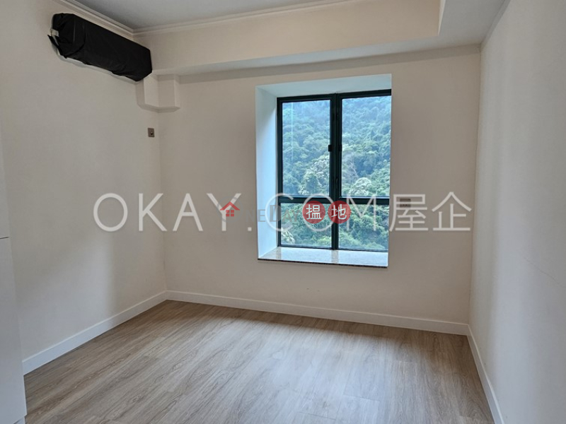Rare 2 bedroom with parking | Rental, Hillsborough Court 曉峰閣 Rental Listings | Central District (OKAY-R2623)