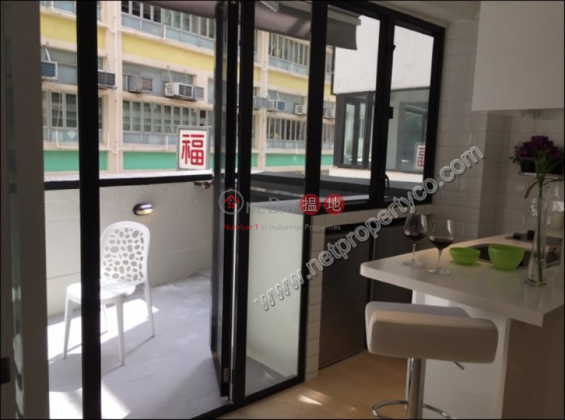 HK$ 22,000/ month 13A New Street | Central District 1 bedroom apartment for Rent