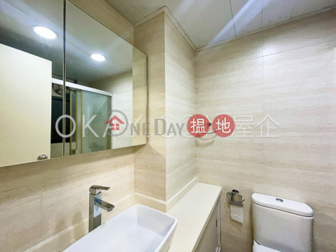 Unique 3 bedroom with balcony & parking | For Sale | Po Yue Yuk Building 寶如玉大廈 _0