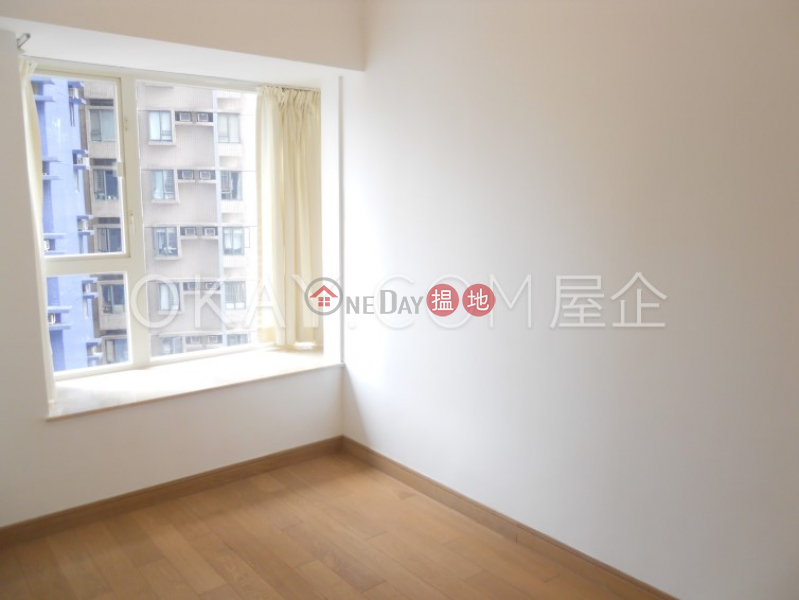 HK$ 32,500/ month Centrestage, Central District, Nicely kept 3 bedroom with balcony | Rental