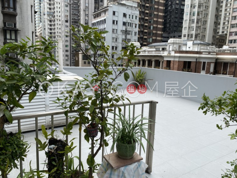 Unique 1 bedroom on high floor with rooftop | Rental | Cherry Court 翠苑 Rental Listings