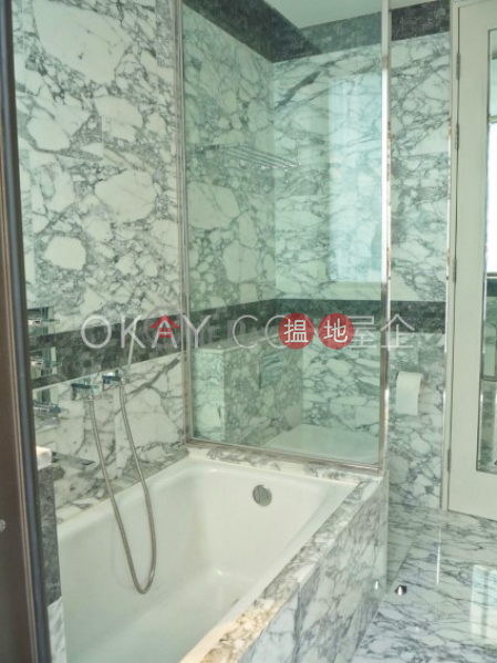 HK$ 27,000/ month, The Pierre, Central District Gorgeous 1 bedroom on high floor with balcony | Rental