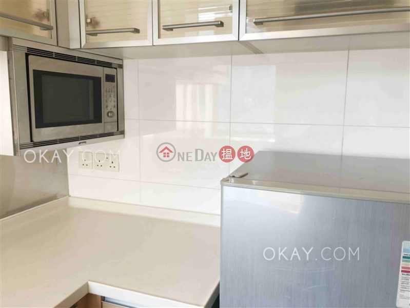 HK$ 30,000/ month, The Zenith Phase 1, Block 2 Wan Chai District | Stylish 2 bed on high floor with racecourse views | Rental