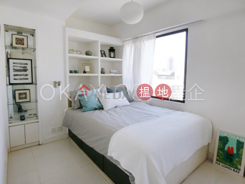 Stylish penthouse with harbour views & rooftop | For Sale | Lascar Court 麗雅苑 _0