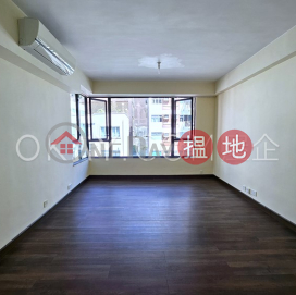 Gorgeous 3 bedroom with parking | Rental, 73 Sing Woo Road 文瀚苑 | Wan Chai District (OKAY-R382445)_0