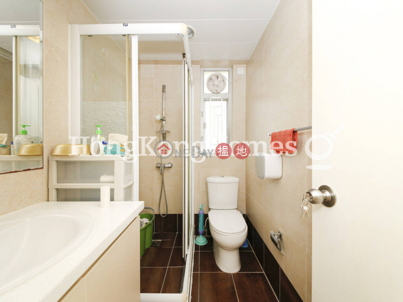 3 Bedroom Family Unit for Rent at Wah Ying Building 14-20 Shelter Street | Wan Chai District, Hong Kong Rental HK$ 22,000/ month