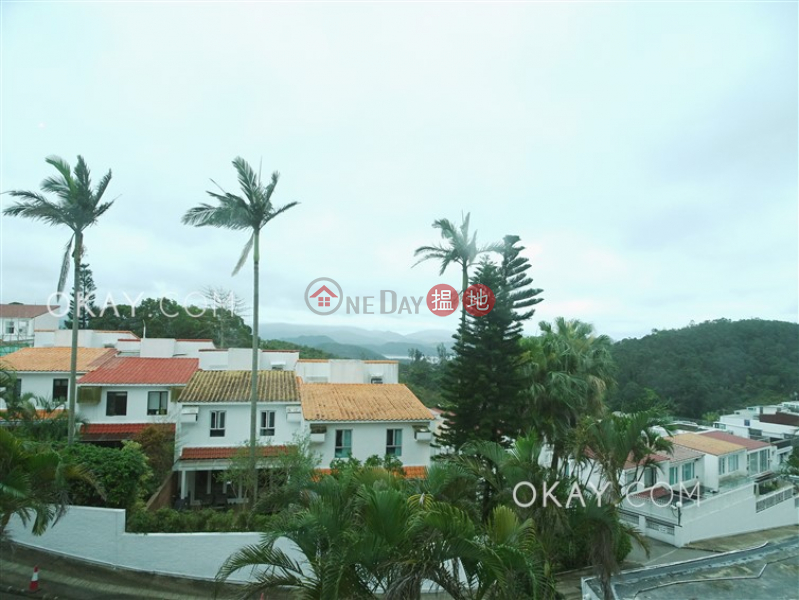 Gorgeous house with terrace & parking | For Sale | Las Pinadas 松濤苑 Sales Listings