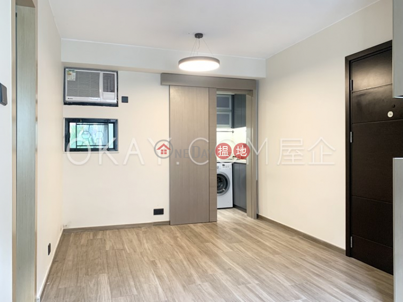 HK$ 8.97M, Dawning Height Central District | Tasteful 3 bedroom in Sheung Wan | For Sale