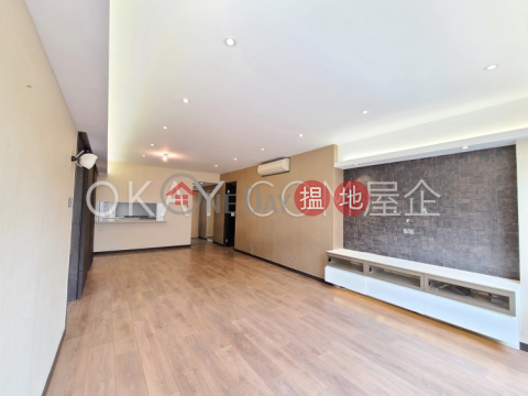 Efficient 3 bedroom with parking | For Sale | Morengo Court 昍逵閣 _0