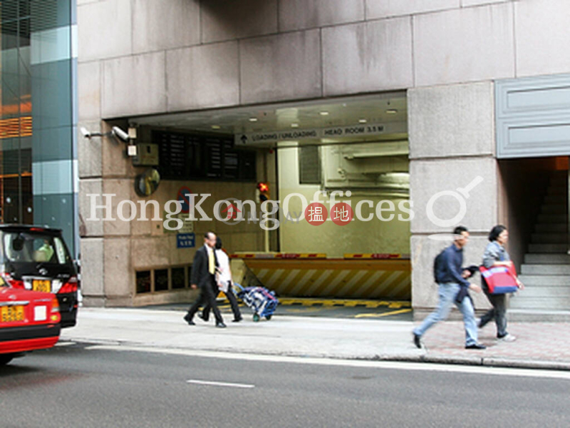 Property Search Hong Kong | OneDay | Office / Commercial Property | Rental Listings Office Unit for Rent at Standard Chartered Bank Building