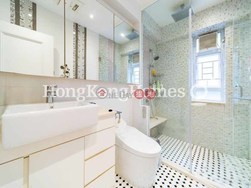 Property Search Hong Kong | OneDay | Residential Sales Listings | 4 Bedroom Luxury Unit at Pearl Gardens | For Sale