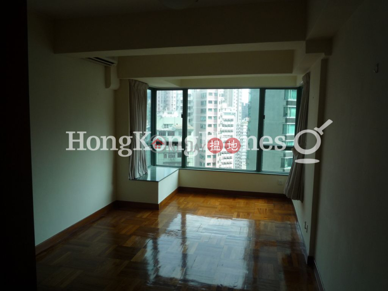 Property Search Hong Kong | OneDay | Residential | Rental Listings | 3 Bedroom Family Unit for Rent at Monmouth Villa