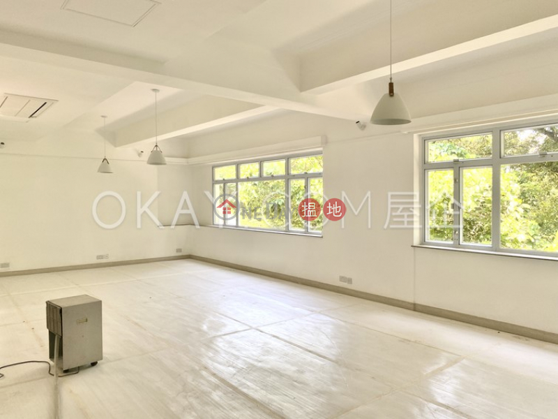 Efficient 3 bedroom with terrace & parking | Rental | 94A Pok Fu Lam Road 薄扶林道94A號 Rental Listings